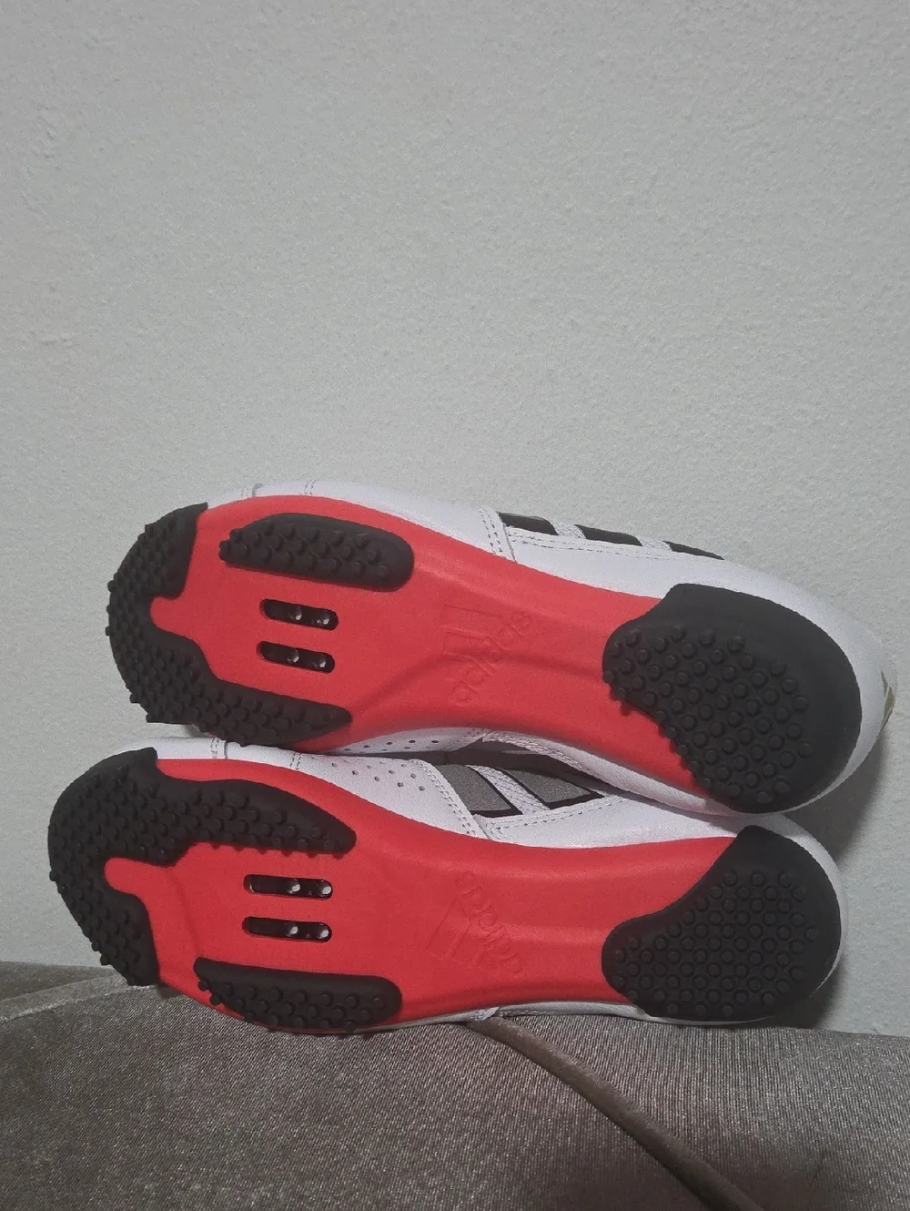 NWOB Adidas Heritage Tour Leather Cycling Mountain Bike Cloud White  Mens Shoes